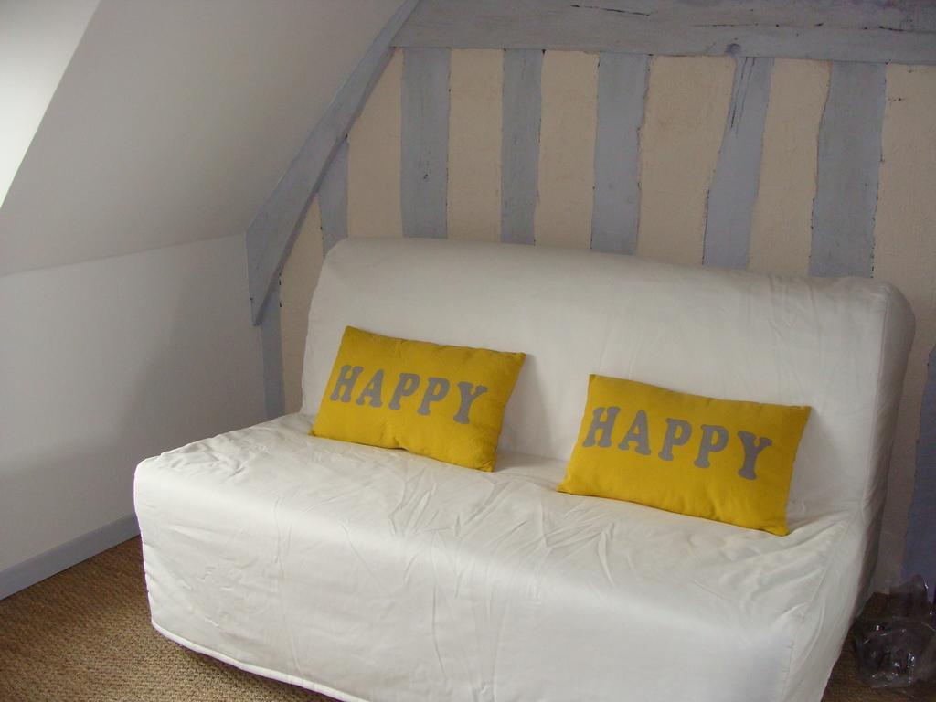Le Vieux Castel Bed & Breakfast Goustranville Room photo